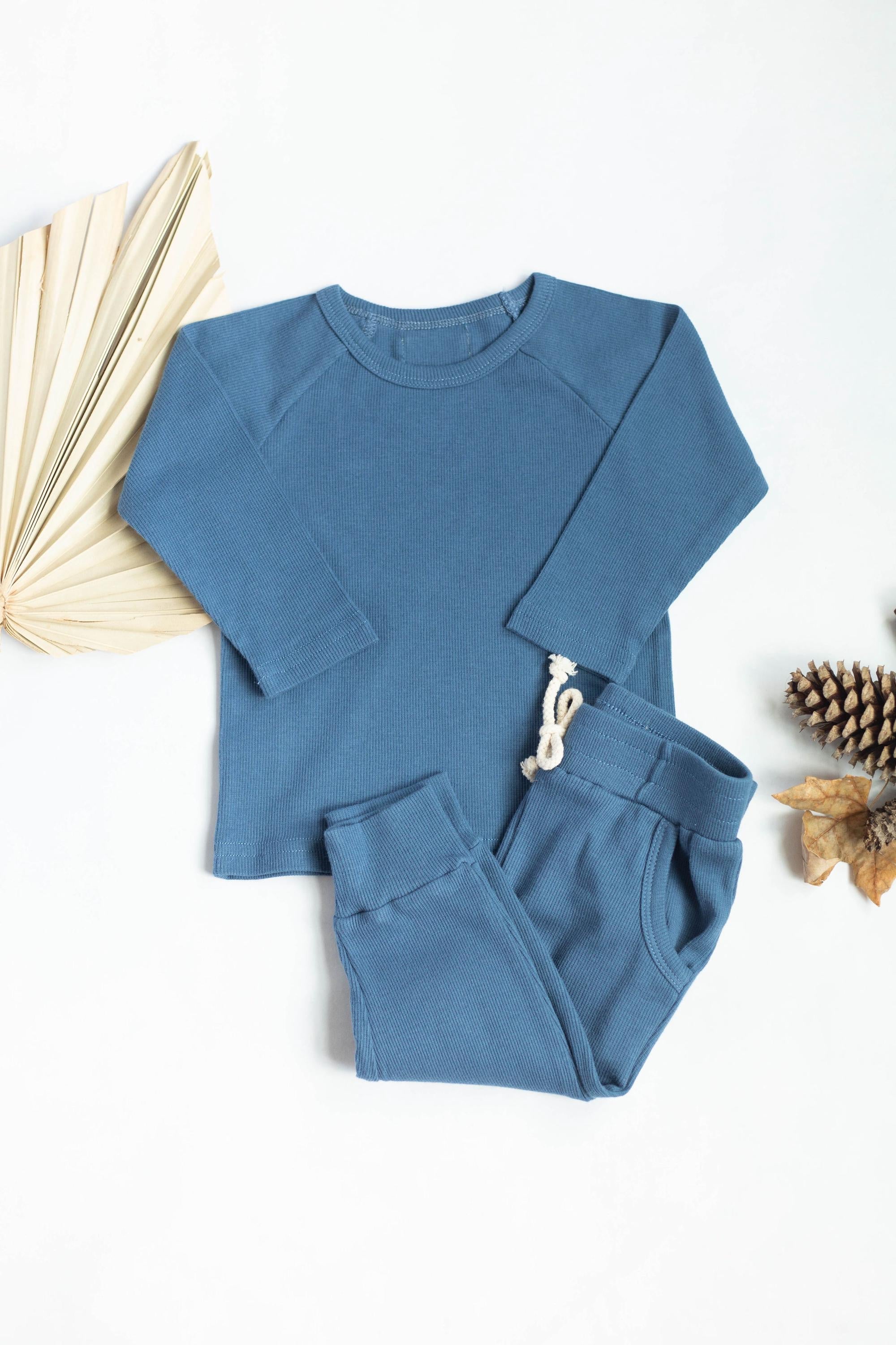 Cozy Ribbed Cotton Set for Kids - Perfect Holiday Gift for Baby and Kids